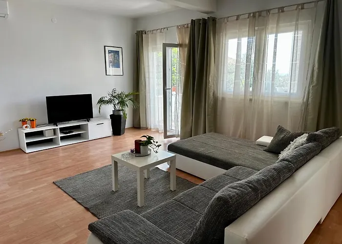 Comfort Zone, Apartment